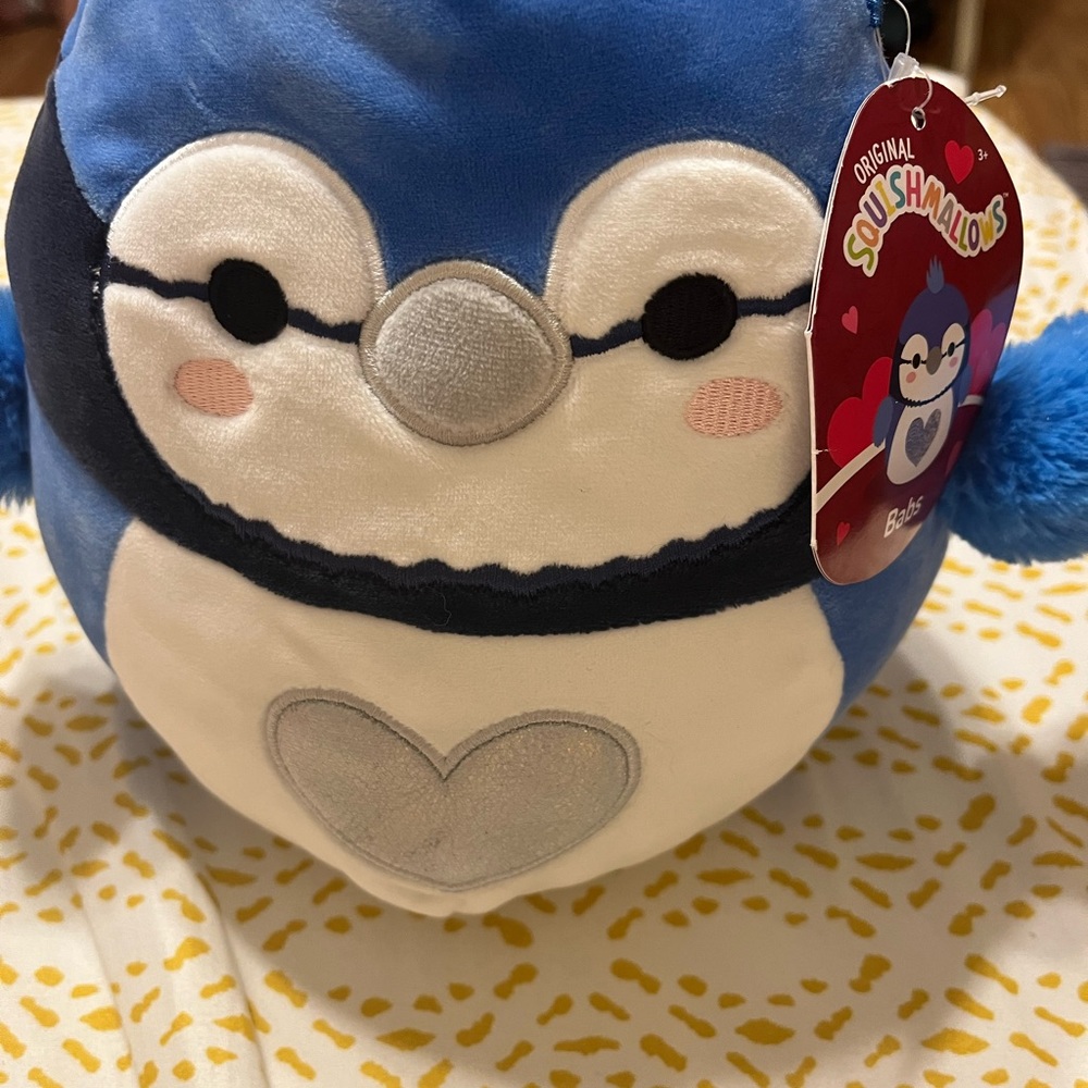 Bird squishmallow 8inch (valentine exclusive)